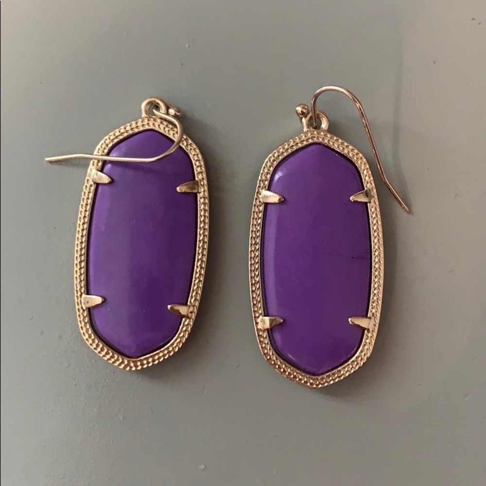 purple kendra scott earrings (elle drop)